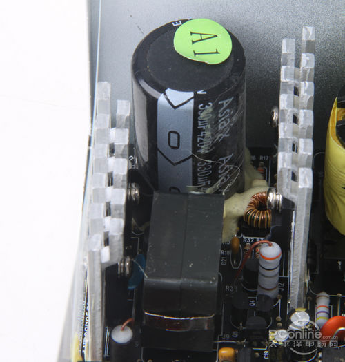 金河田智能眼400W