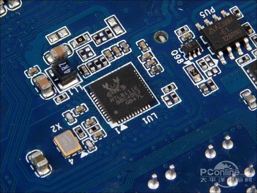 技嘉 B75TN 装机 评测