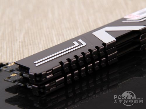 全何DDR3-2400内存