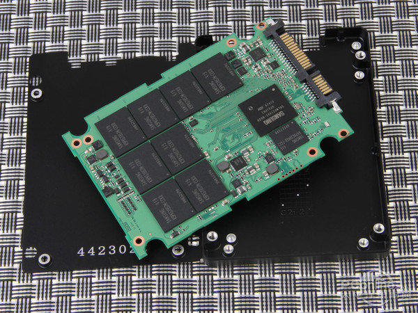 三星845DC PRO SSD