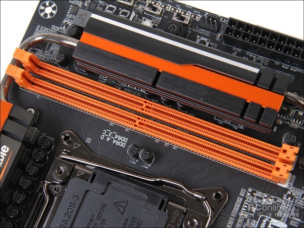 技嘉X99 SOC Champion