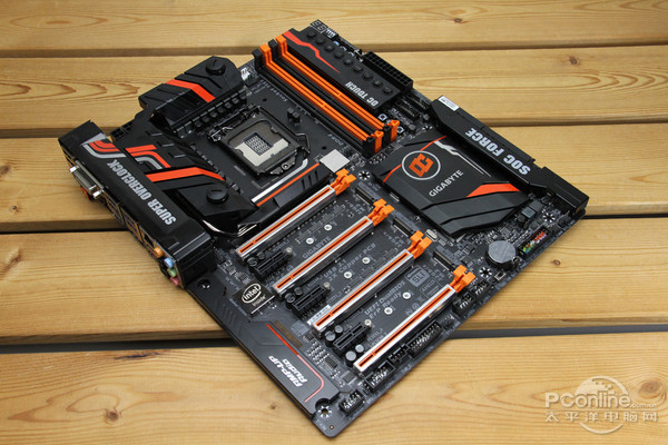 技嘉Z170X-SOC FORCE
