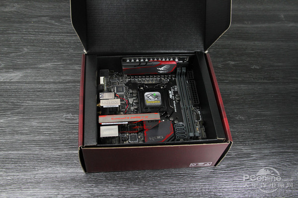 ROG M8I
