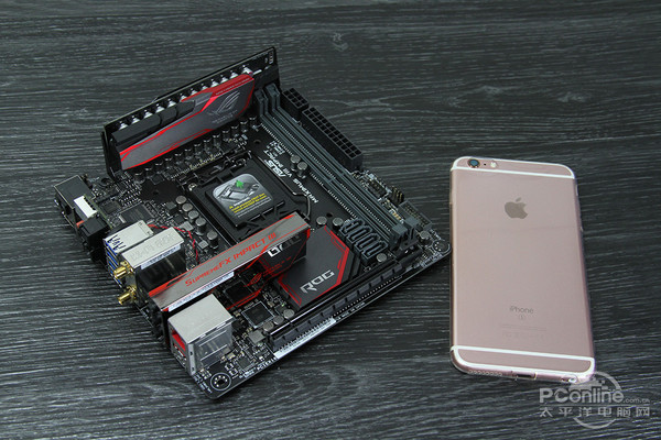 ROG M8I