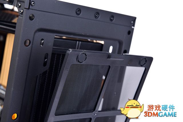 迪拜风 FUXK首款机箱 S340 特仕版评测 