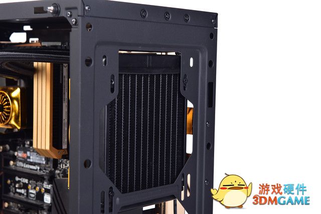 迪拜风 FUXK首款机箱 S340 特仕版评测 