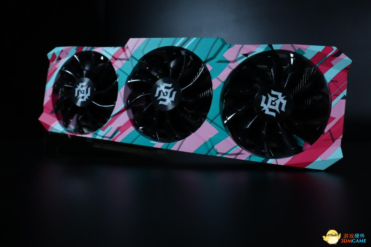 索泰RTX 3070 Ti X-GAMING OC评测：少女般的配色，御姐般的温度