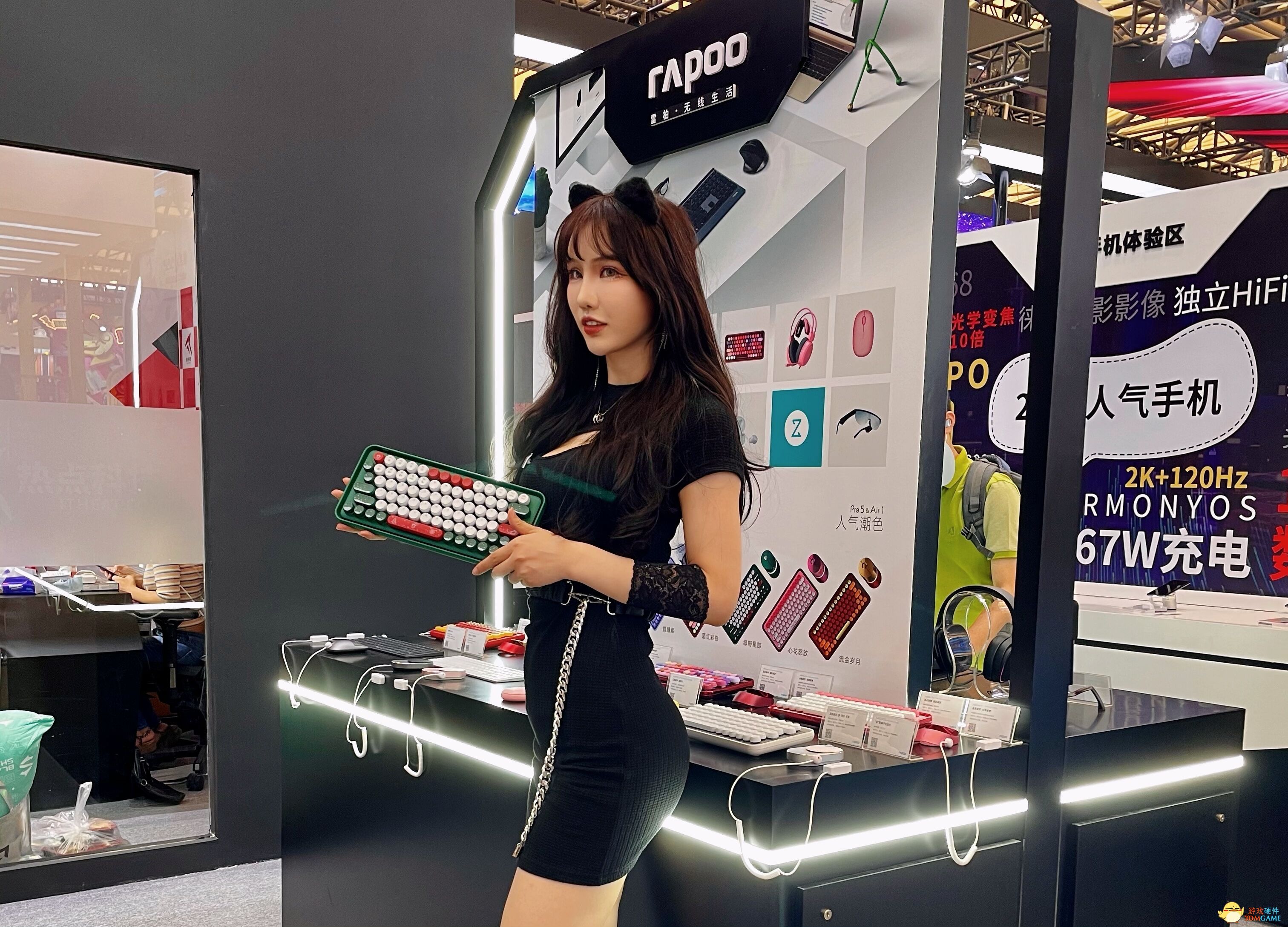 突破次元，打造游戏场景化，雷柏新产品线亮相2021年ChinaJoy