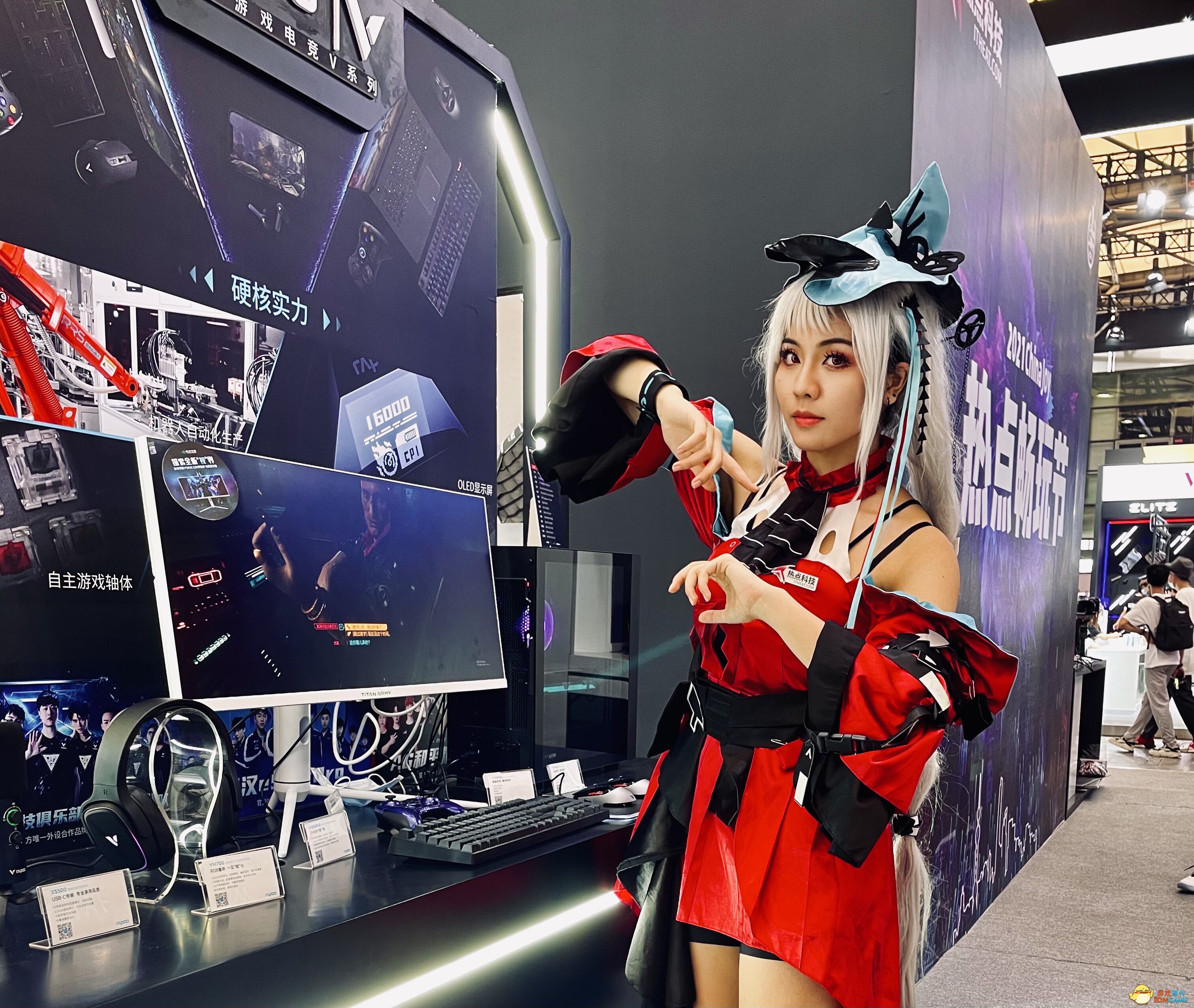 突破次元，打造游戏场景化，雷柏新产品线亮相2021年ChinaJoy