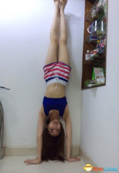 Уɹ