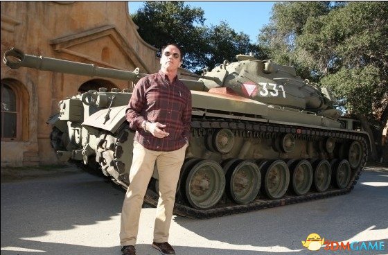 今年3月份，阿诺施瓦辛格表示将拍卖自己的霸气“坐骑”——M47巴顿坦克。