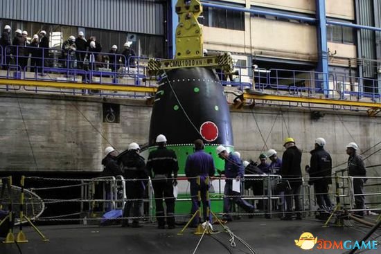 法国总统首次公开核武库总量:不到300枚核弹 法国总统首次公开核武库总量:不到300枚核弹