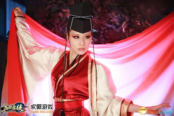 《盖世豪侠》螺旋猫COS东方教主