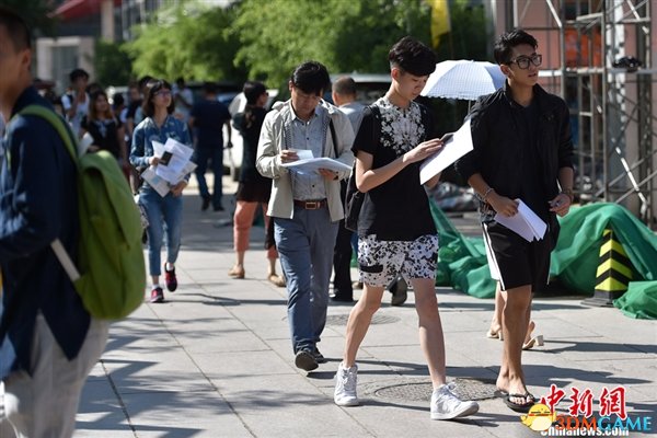 北京电影学院开学了：看传说中的俊男靓女