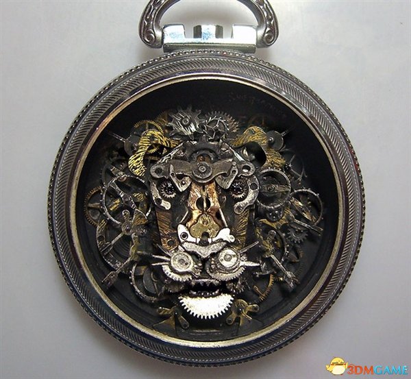 惟妙惟肖!艺术家把旧表零件变精美雕刻