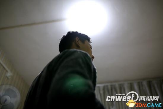 2013年2月份，17岁的林波在陕西省疾控中心拿到HIV确诊报告