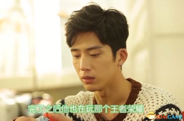 Angelababy:我王者水平 青铜林更新只打大乱斗