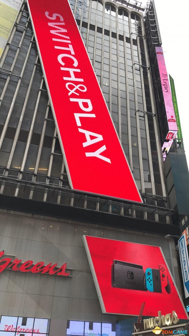Switch营销太震撼：纽约时代广场占了一整栋大楼！