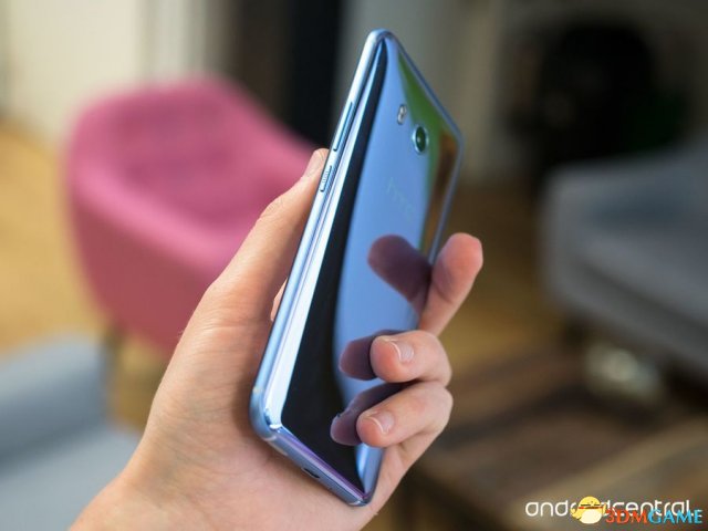 新一代旗舰机型登场 HTC U11现场真机上手图赏