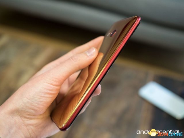 新一代旗舰机型登场 HTC U11现场真机上手图赏