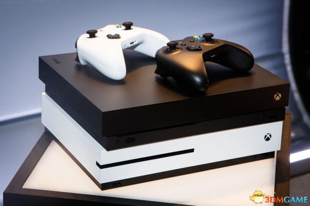 E3:Xbox One X真机高清大图 和Xbox One S对比