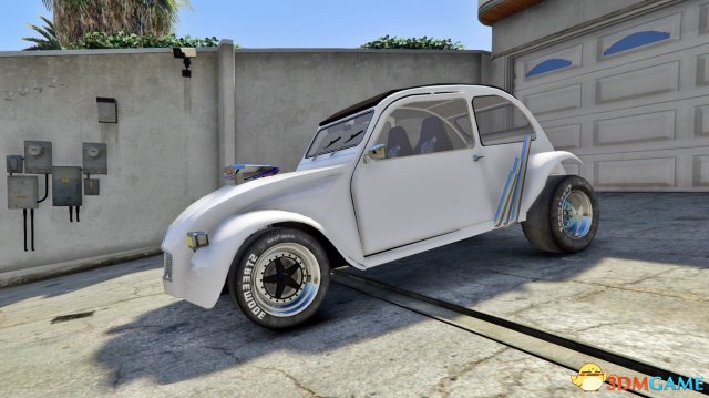 侠盗猎车5 雪铁龙2CV Drag版MOD