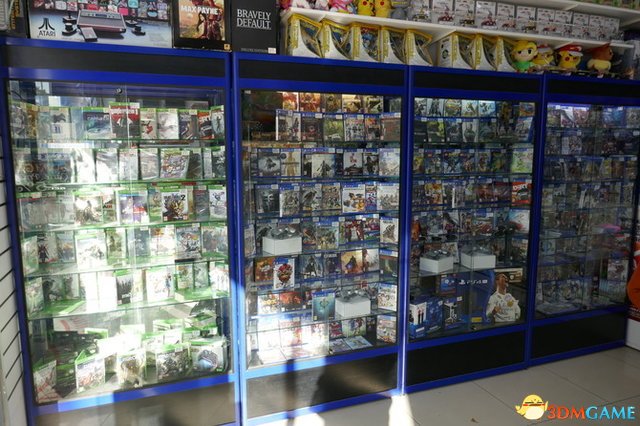 堪称游戏博物馆 巴黎MAXXI-GAMES游戏商店猎奇