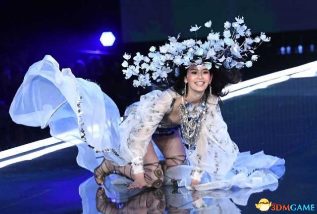2017年上海维密秀超模美图 性感中国超模光芒四射