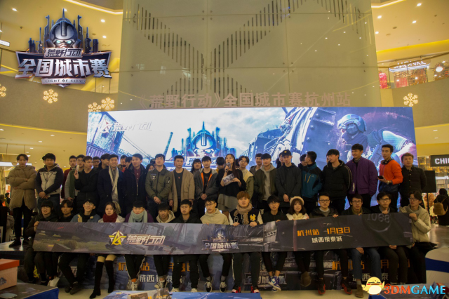 Hồng Kông cổ phiếu Tập đoàn Xiaomi đã tăng gần 3%. Nó được lên kế hoạch để ra mắt loạt phim Xiaomi 14 vào đầu tháng 11.