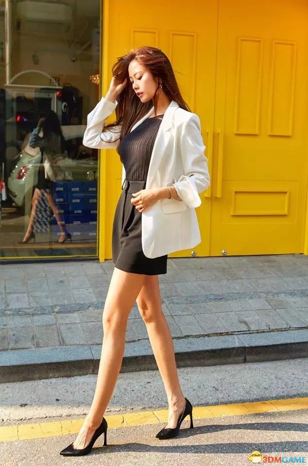韩国健身女神性感美照欣赏 长腿细腰豪乳翘臀诱人