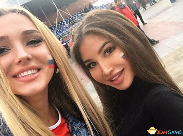世界杯上俄罗斯女球迷靓眼 东西欧女公然名出有实传