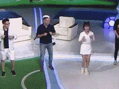 世界杯决赛前，李子璇和欧文先来一次舞(球)技battle