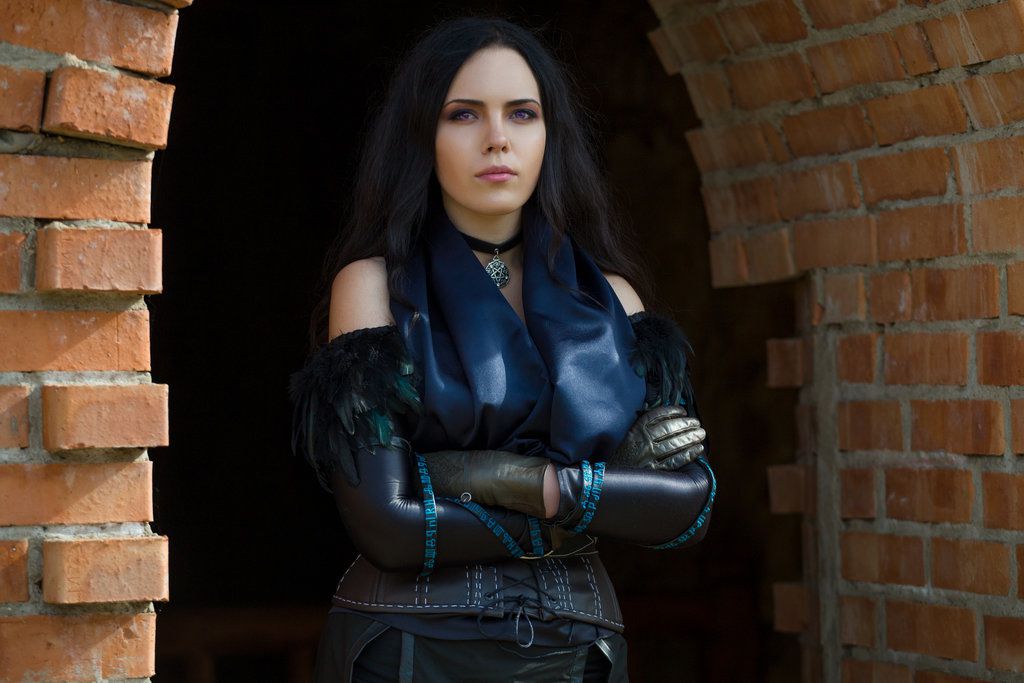 俄妹子cos《巫师3》叶奈法/小希里 御姐萝莉玩家最爱