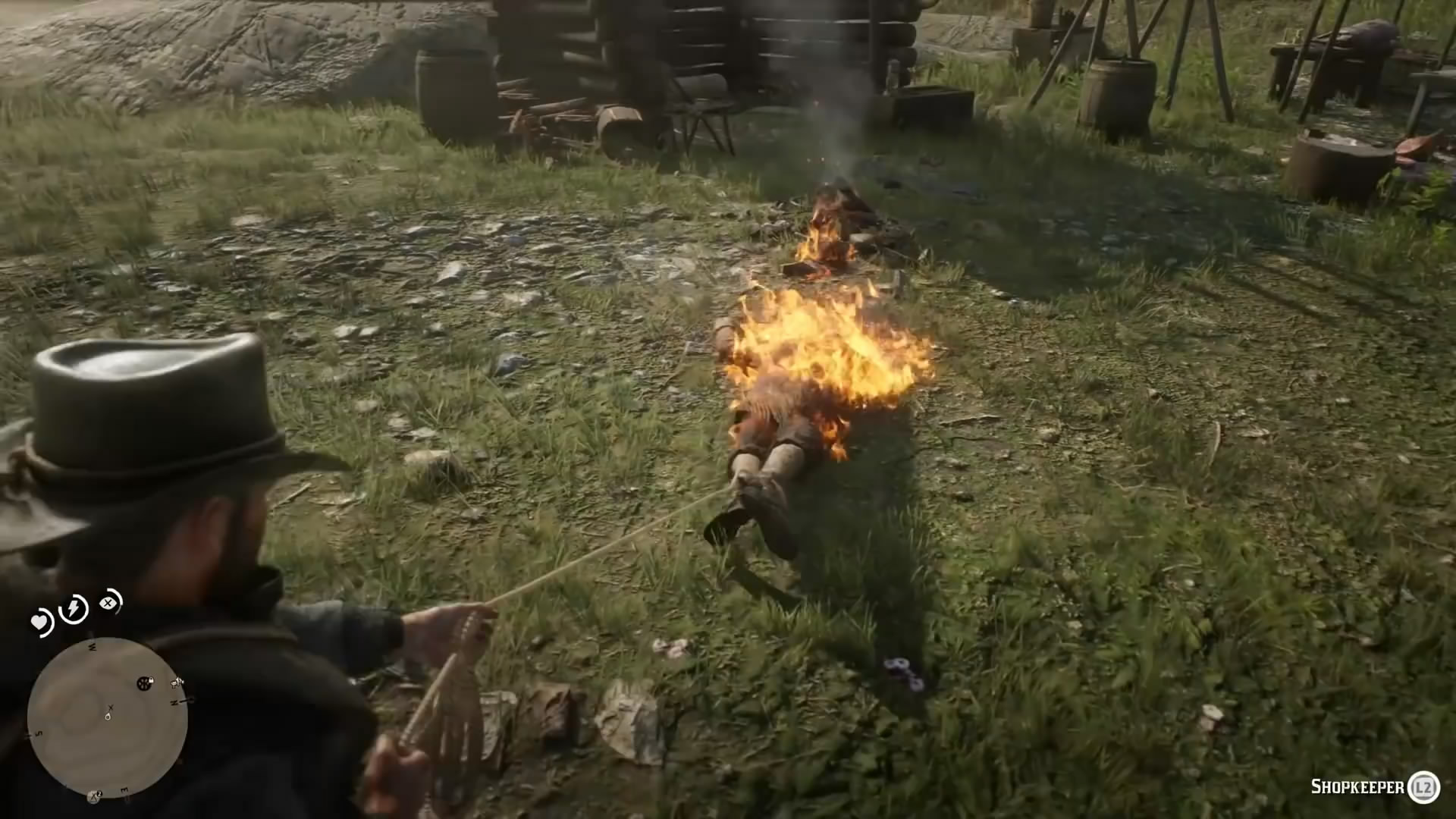 《荒野大镖客2》传闻验证视频 营地烧NPC火车上骑马