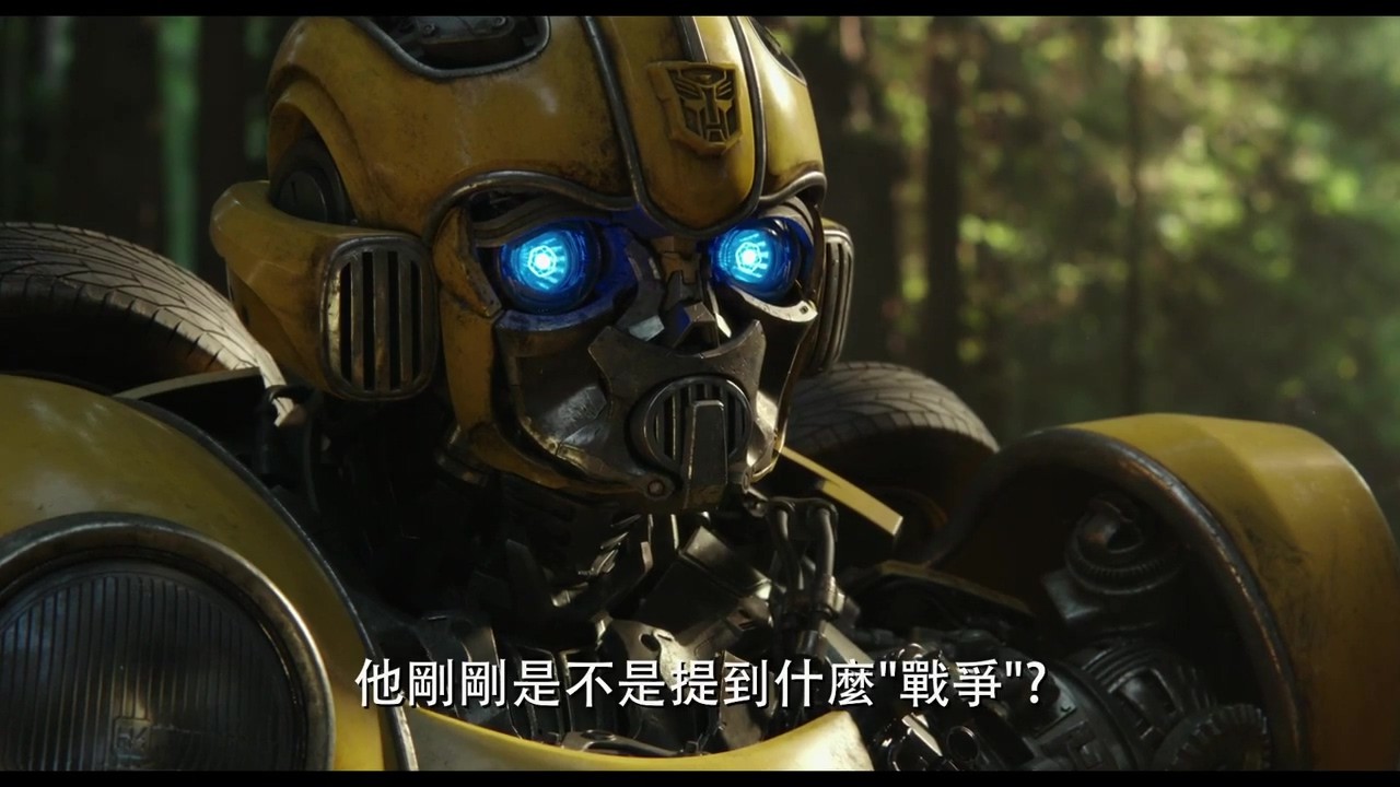 《大年夜黄蜂》中文预告大年夜黄蜂战闪电 擎天柱减进战役