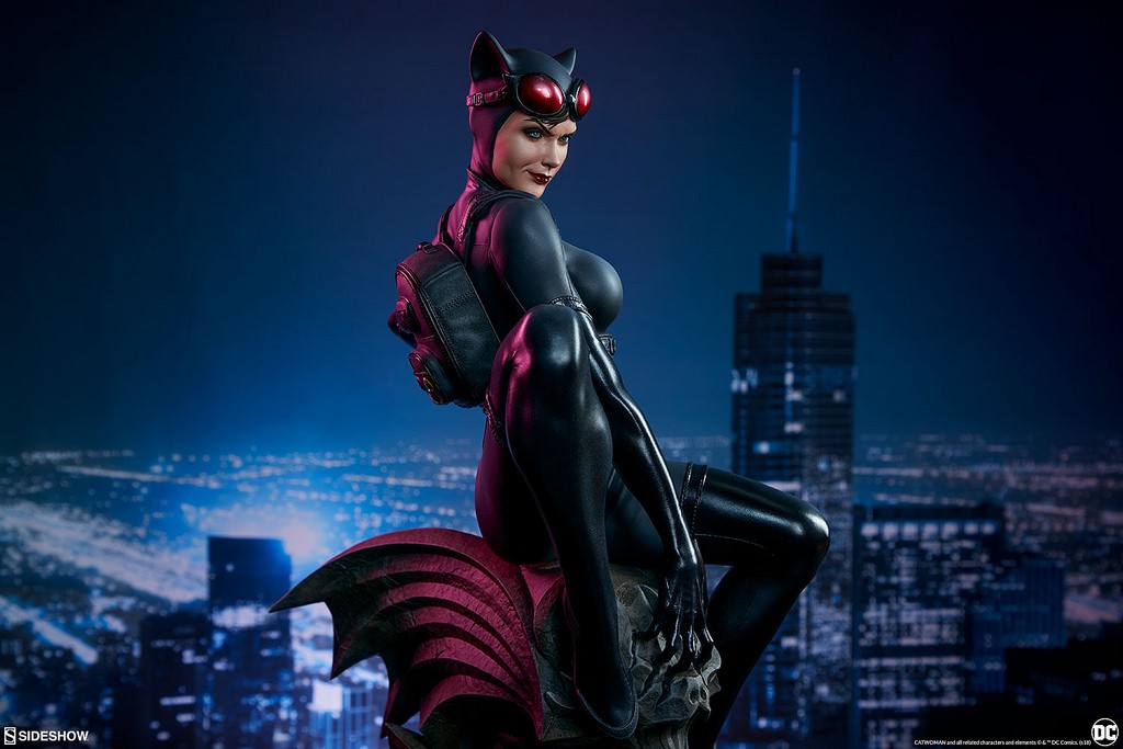 《蝙蝠侠》猫女支藏级足办欣赏 身体性感前凸后翘