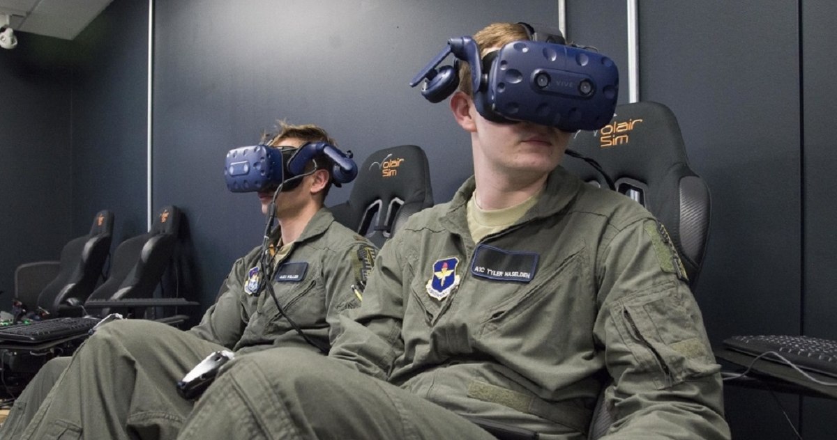 加快训练进程 英国皇家空军采用VR培育次世代飞行员