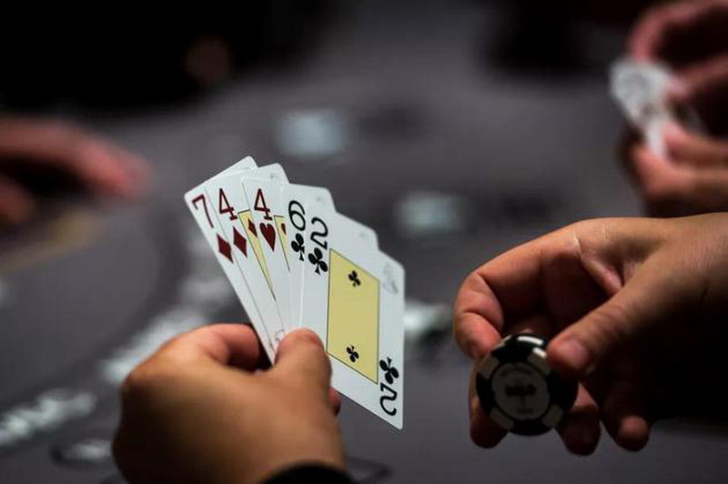 Facebook开支玩德州扑克的AI 能击败顶尖人类选足