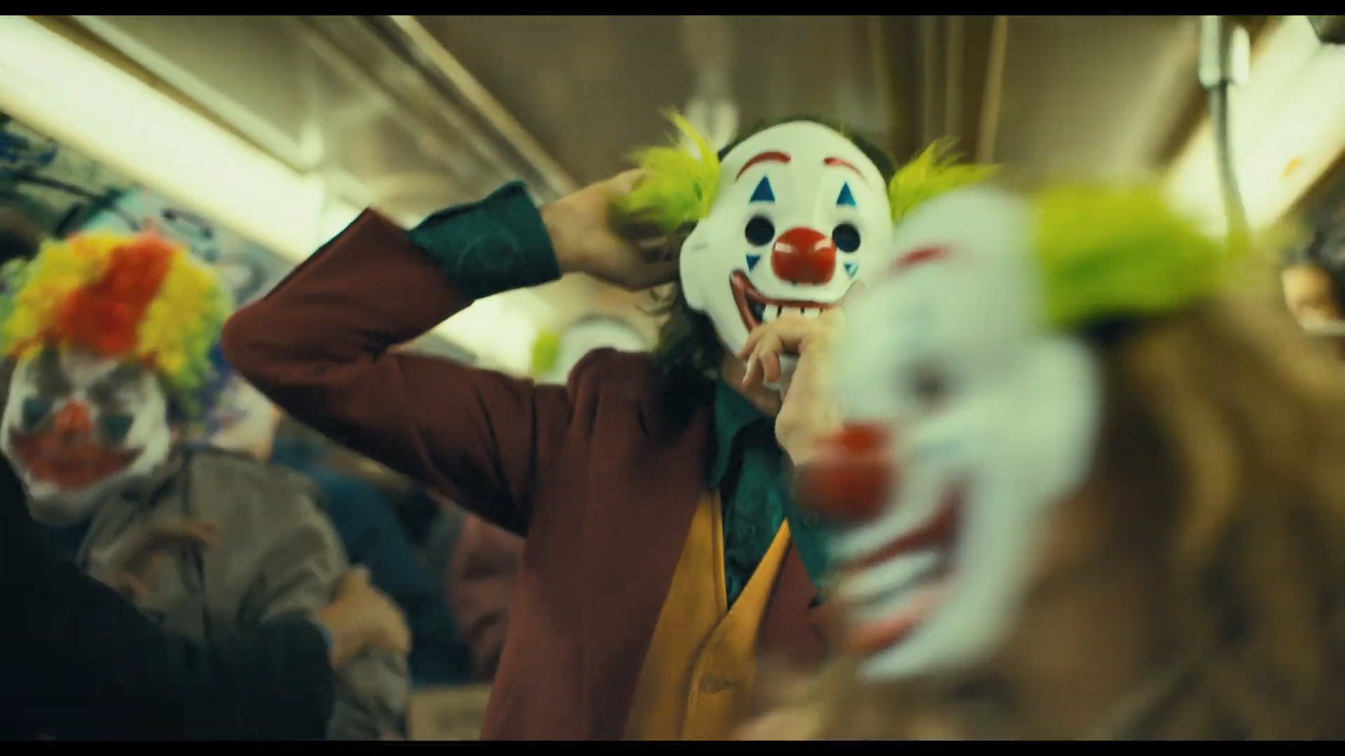 DC+华纳倾力之作 电影《小丑》30秒中文预告