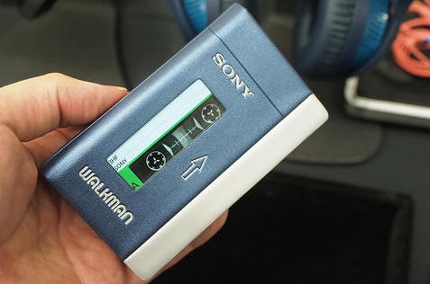 可模拟磁带转动！索尼发布Walkman40周年纪念款随身听 