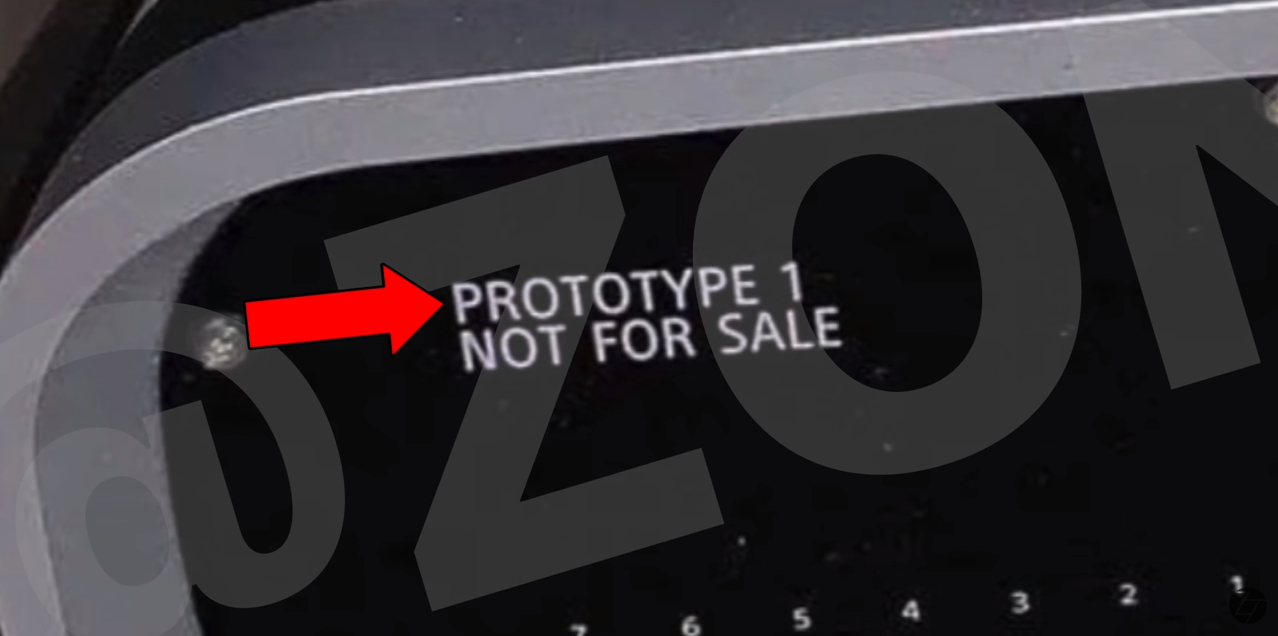 PS5开发机实机照片首次曝光 V字造型与概念图一致