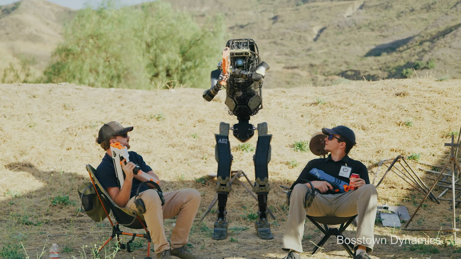 仁义机器人如何炼成！波士顿动力机器人恶搞视频揭秘版
