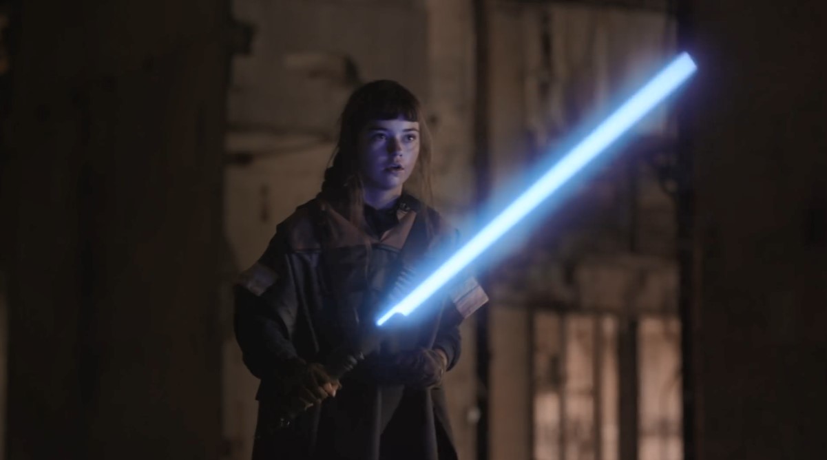 《星战绝地》真人宣传片 主角是女绝地 光剑是手电变的