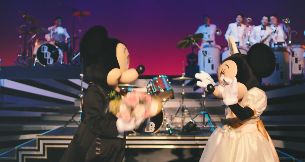 今天11.18日米老鼠生日！东京迪士尼发布特别视频庆祝