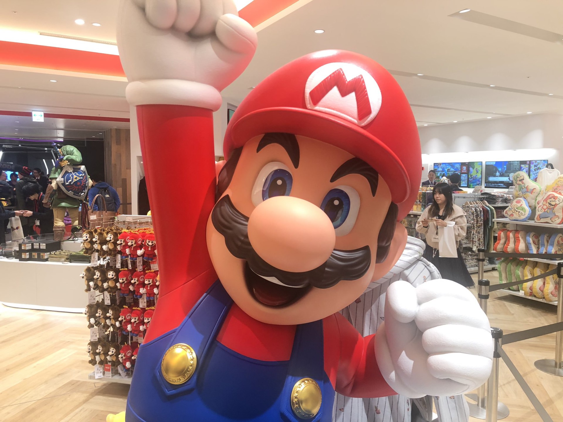 任天堂实体店Nintendo TOKYO内部图 好想买买买