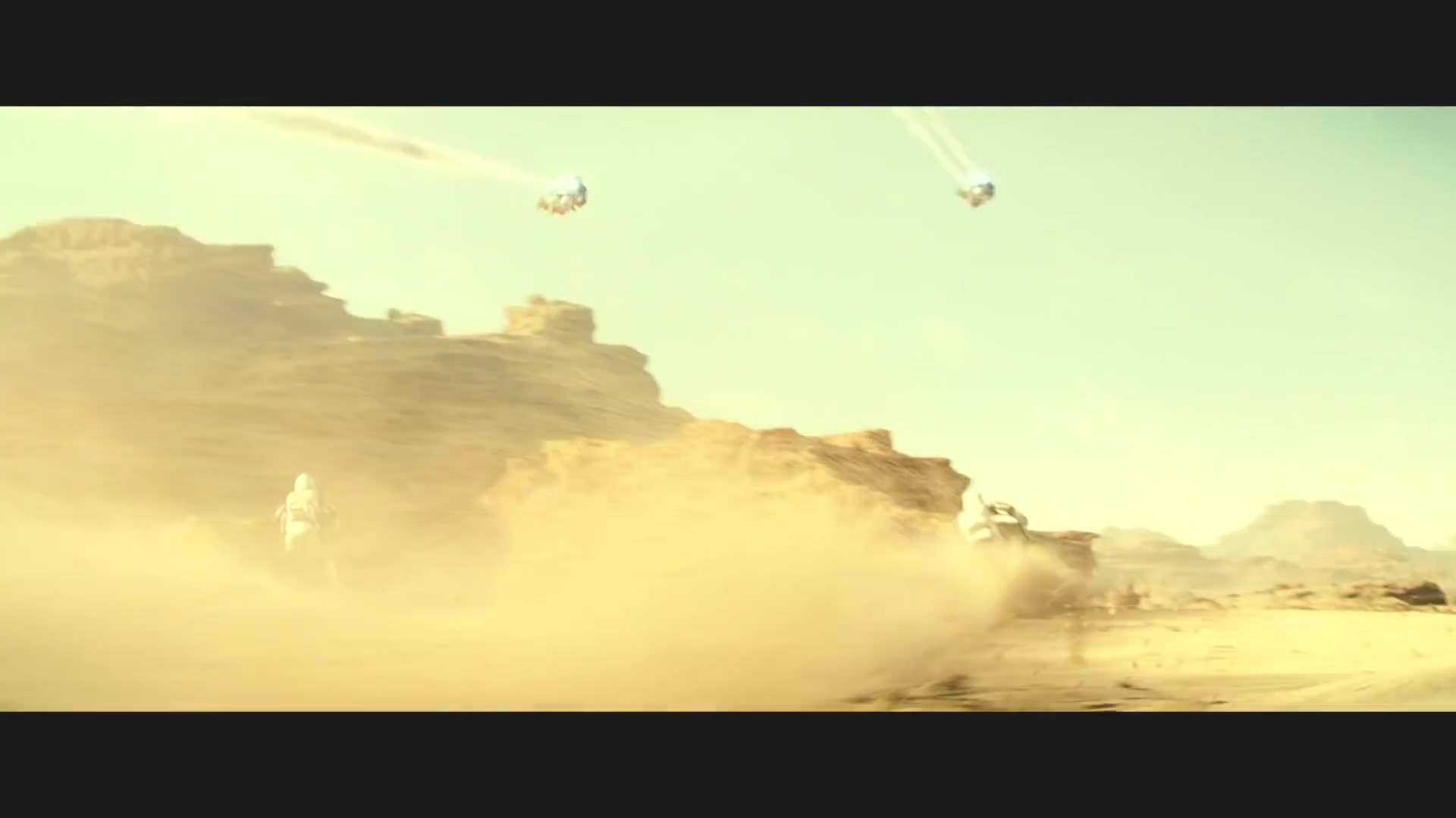 《星球大战9》首曝片段 帝国白兵竟然可以飞了