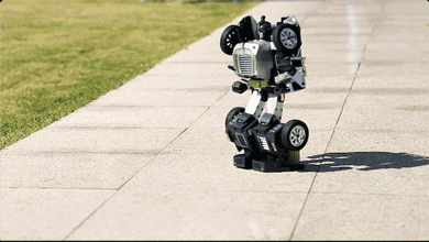 国产变形机器人玩具T9新动向 将参展2019机器人大展