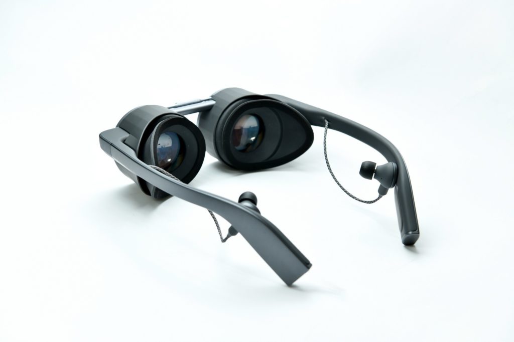 支持5G+HDR 松下推出世界首款超高清VR眼镜