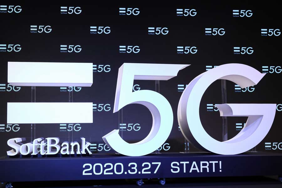 软银推出5G新CM 布鲁斯·威利斯冒充哆啦A梦爆笑登场