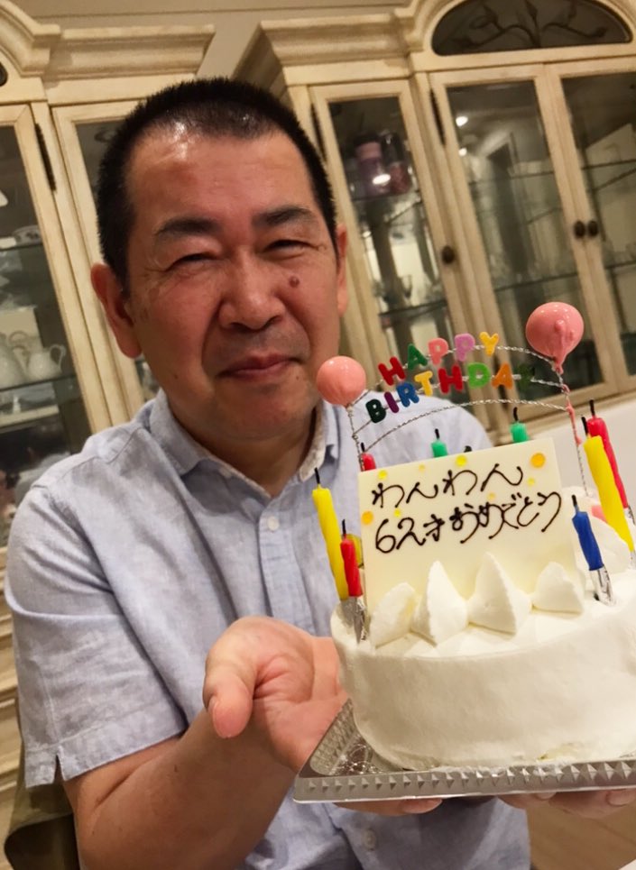 传奇游戏制作人铃木裕喜迎62岁生日 表示还要继续努力